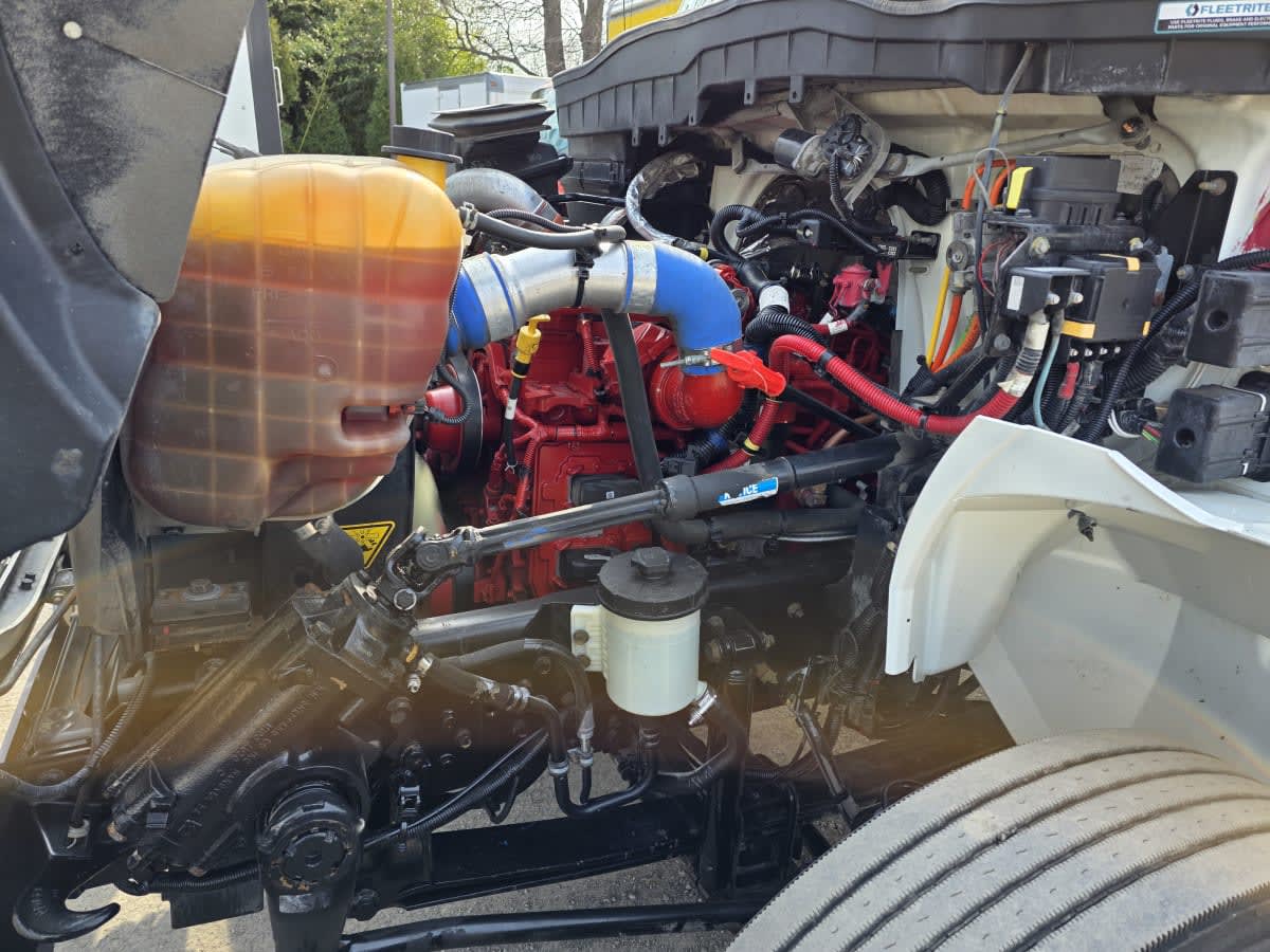 2019 Navistar International 4300 860739