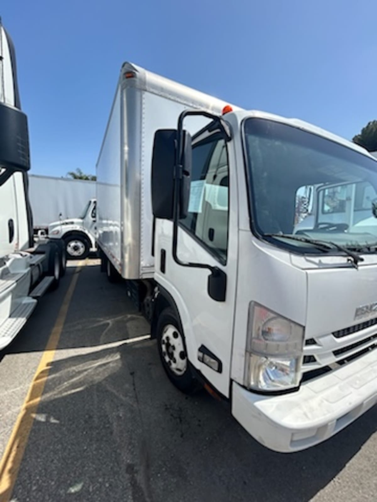 2019 Isuzu NPR HD 860806