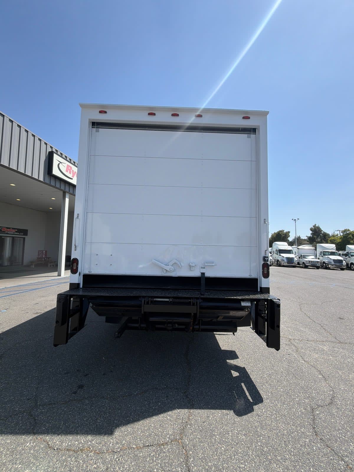 2019 Isuzu NPR HD 860809