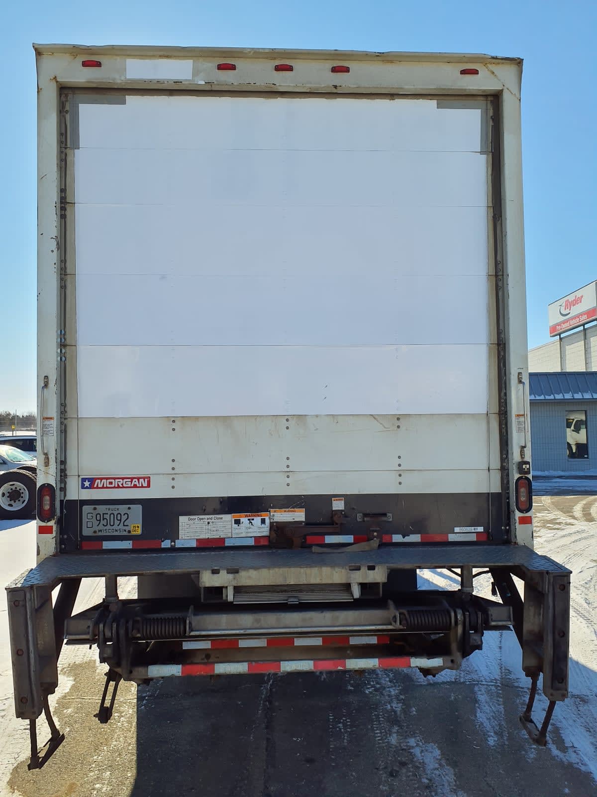 2019 Freightliner/Mercedes M2 106 860829