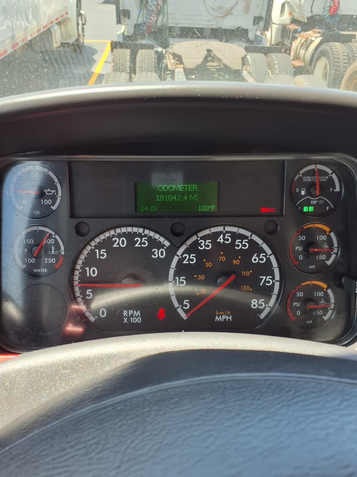 2019 Freightliner M2 106 860840