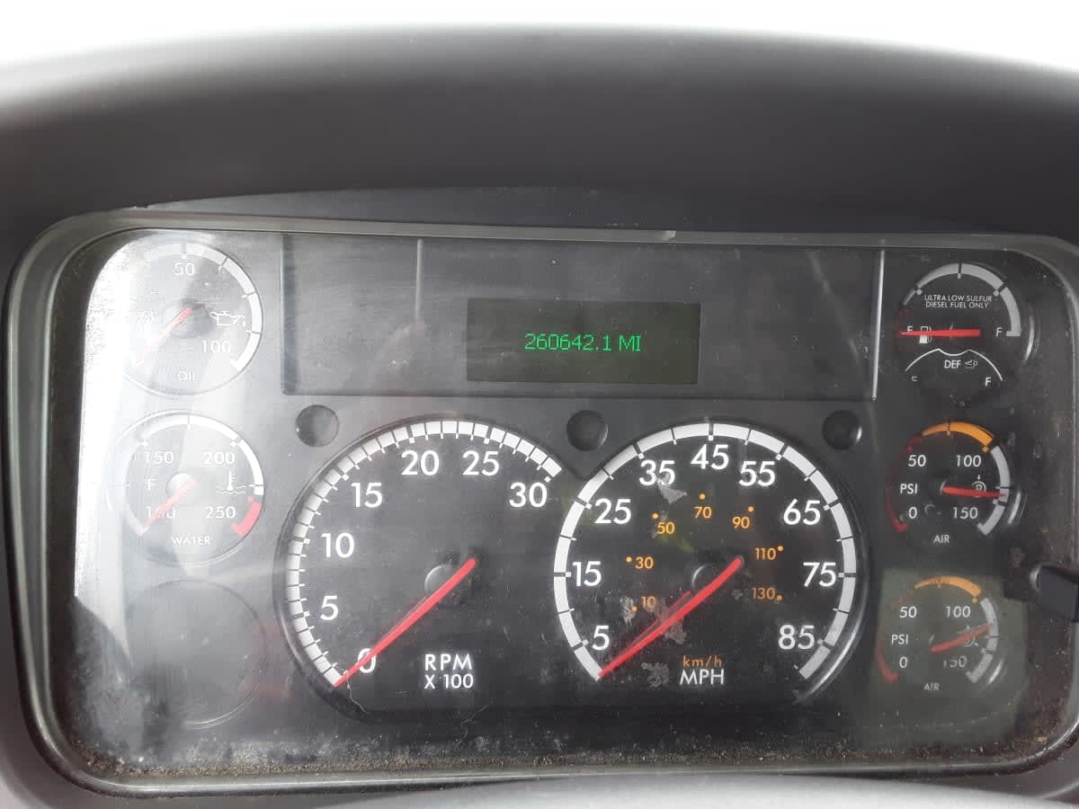 2019 Freightliner/Mercedes M2 106 860845