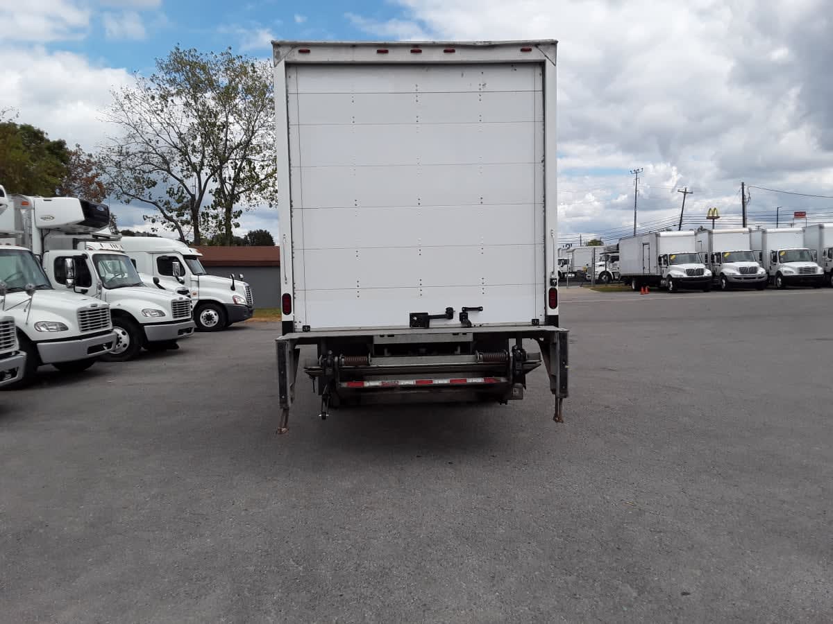 2019 Freightliner/Mercedes M2 106 860845