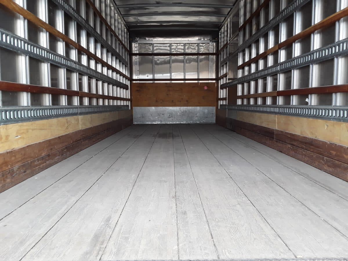 2019 Freightliner/Mercedes M2 106 860845