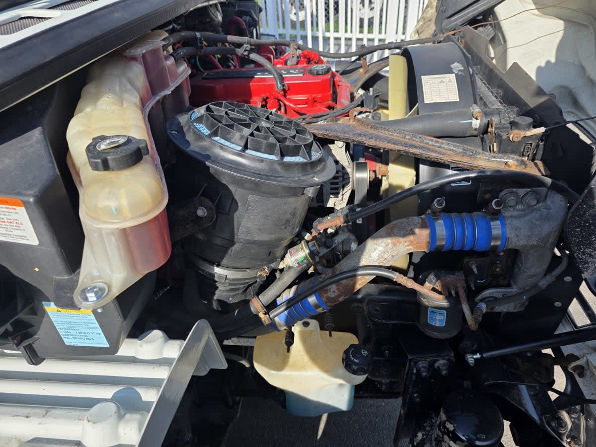 2019 Freightliner/Mercedes M2 106 860864