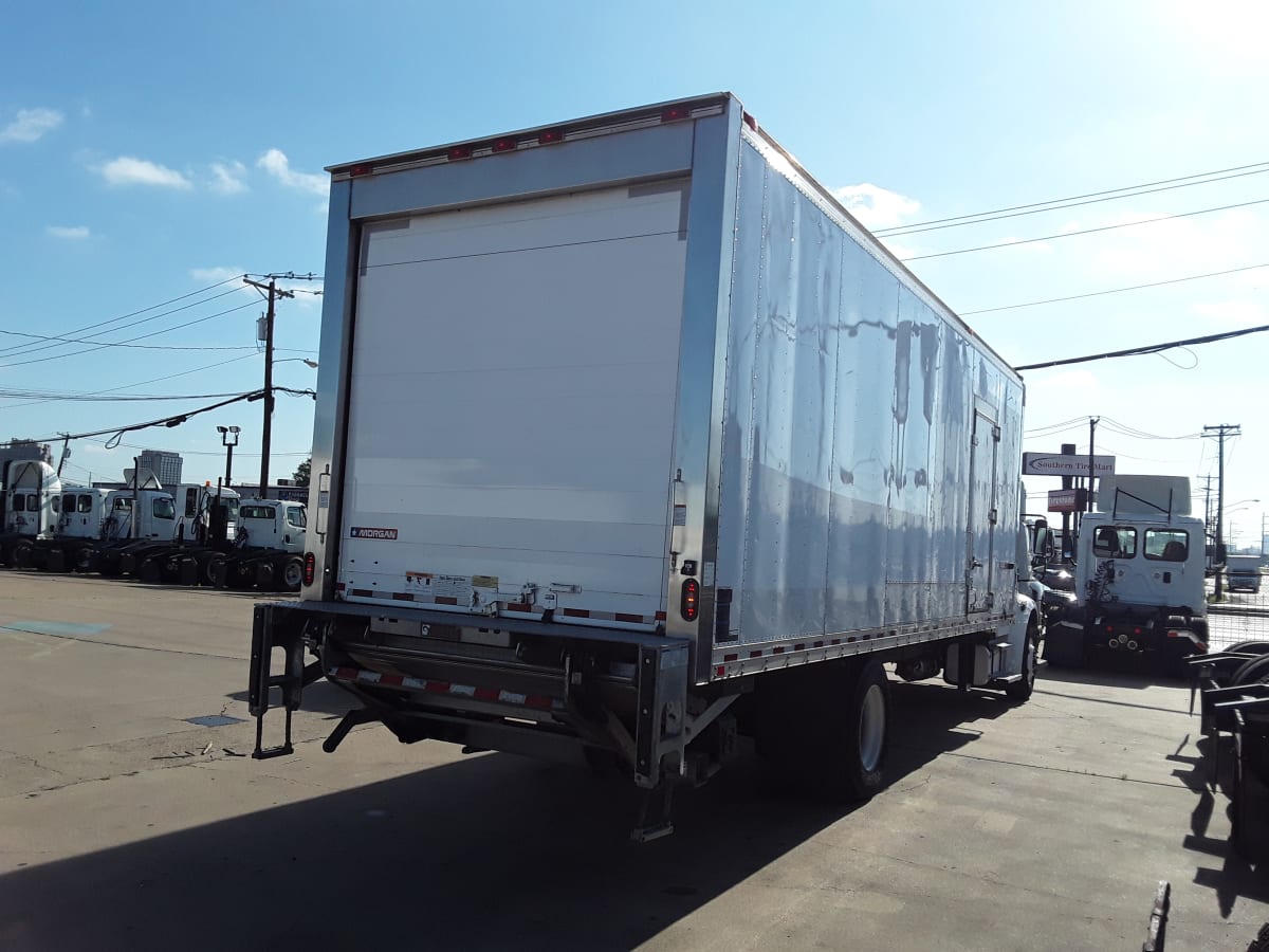 2019 Freightliner/Mercedes M2 106 860876