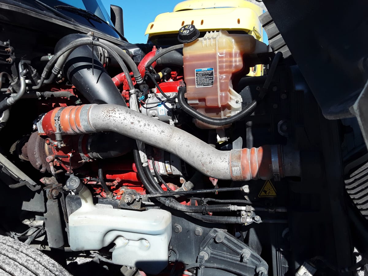 2019 Navistar International LT625 SLPR CAB 860992