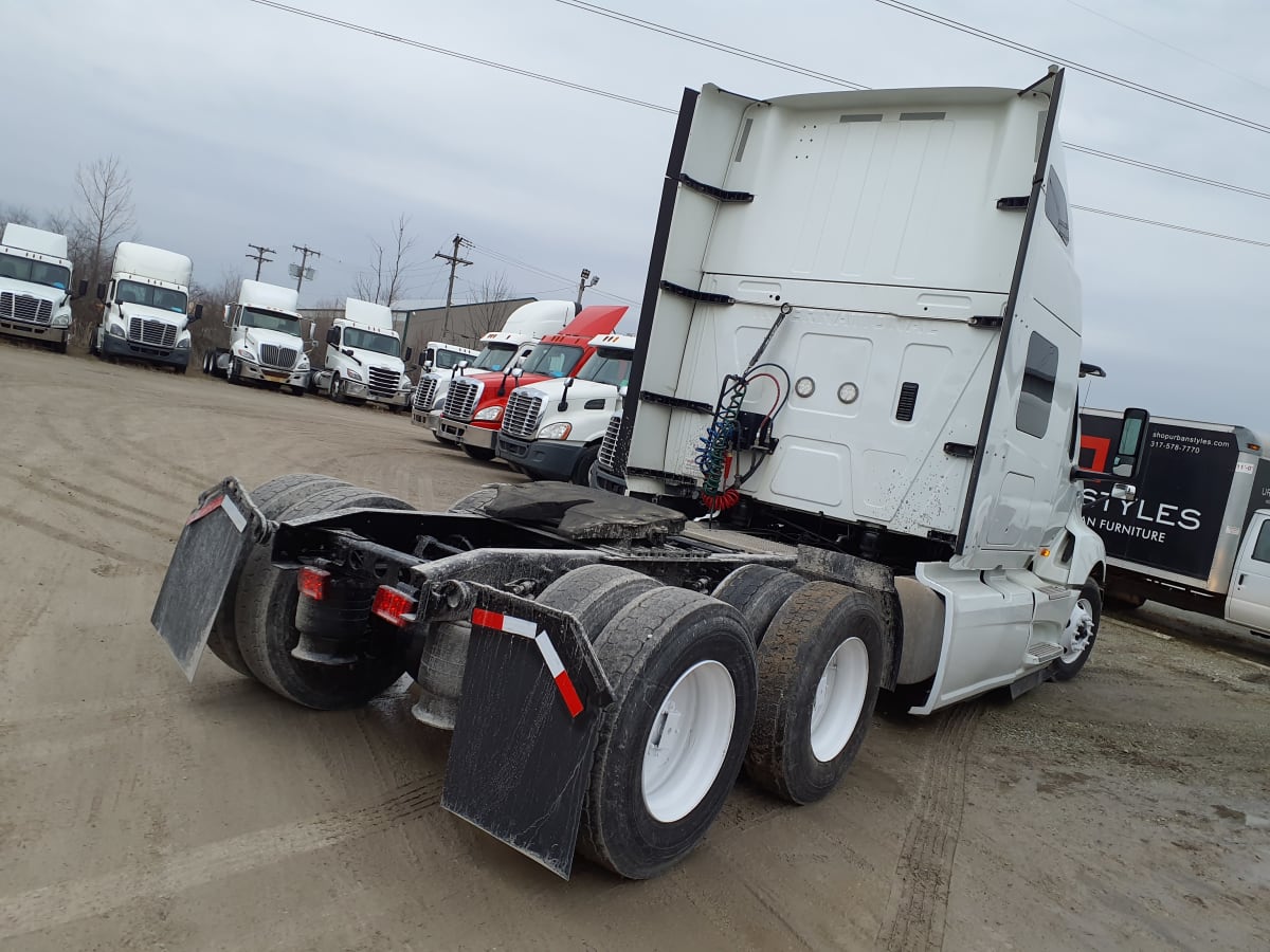 2019 Navistar International LT625 SLPR CAB 861003