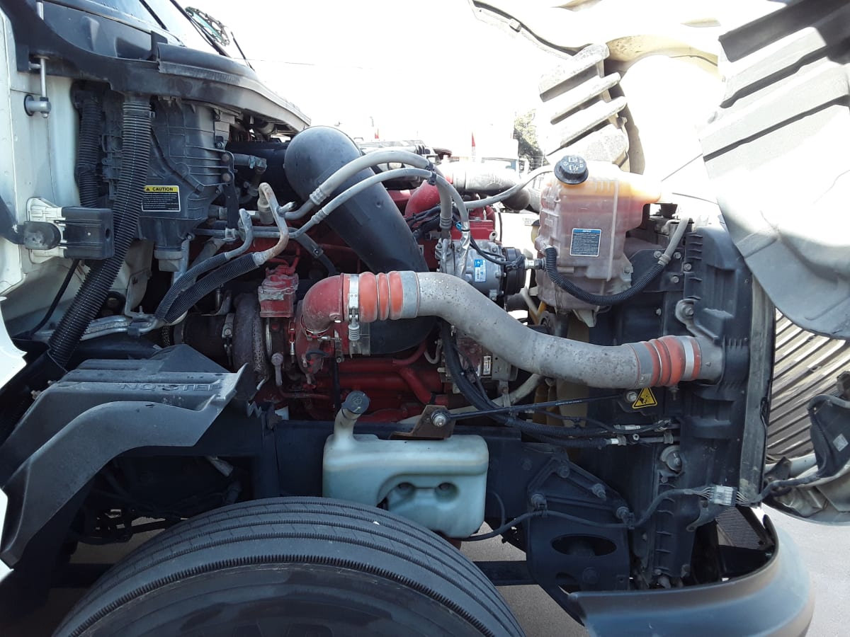 2019 Navistar International LT625 SLPR CAB 861015