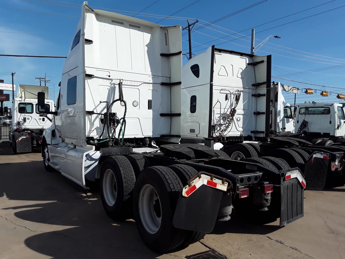 2019 Navistar International LT625 SLPR CAB 861015