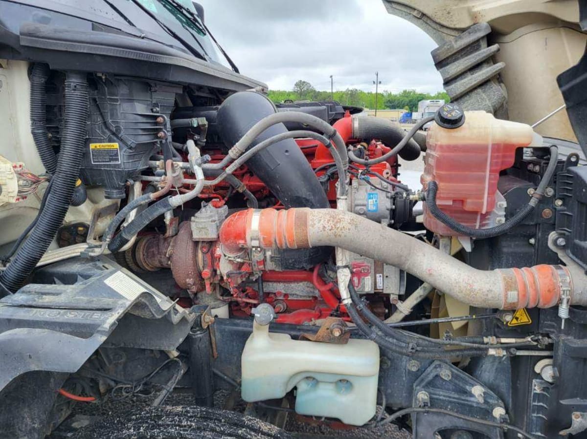 2019 Navistar International LT625 SLPR CAB 861042