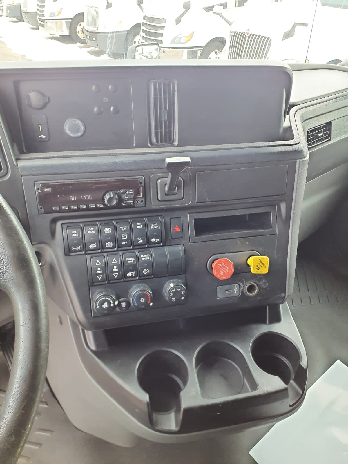 2019 Navistar International LT625 SLPR CAB 861077