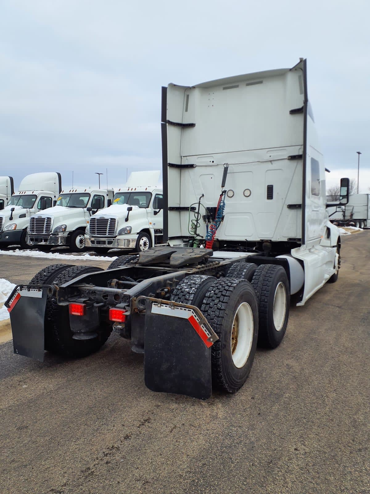 2019 Navistar International LT625 SLPR CAB 861077