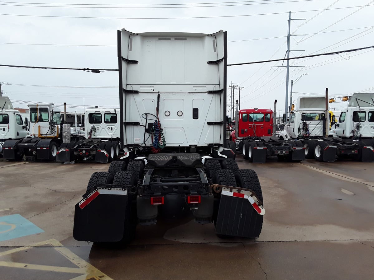 2019 Navistar International LT625 SLPR CAB 861094