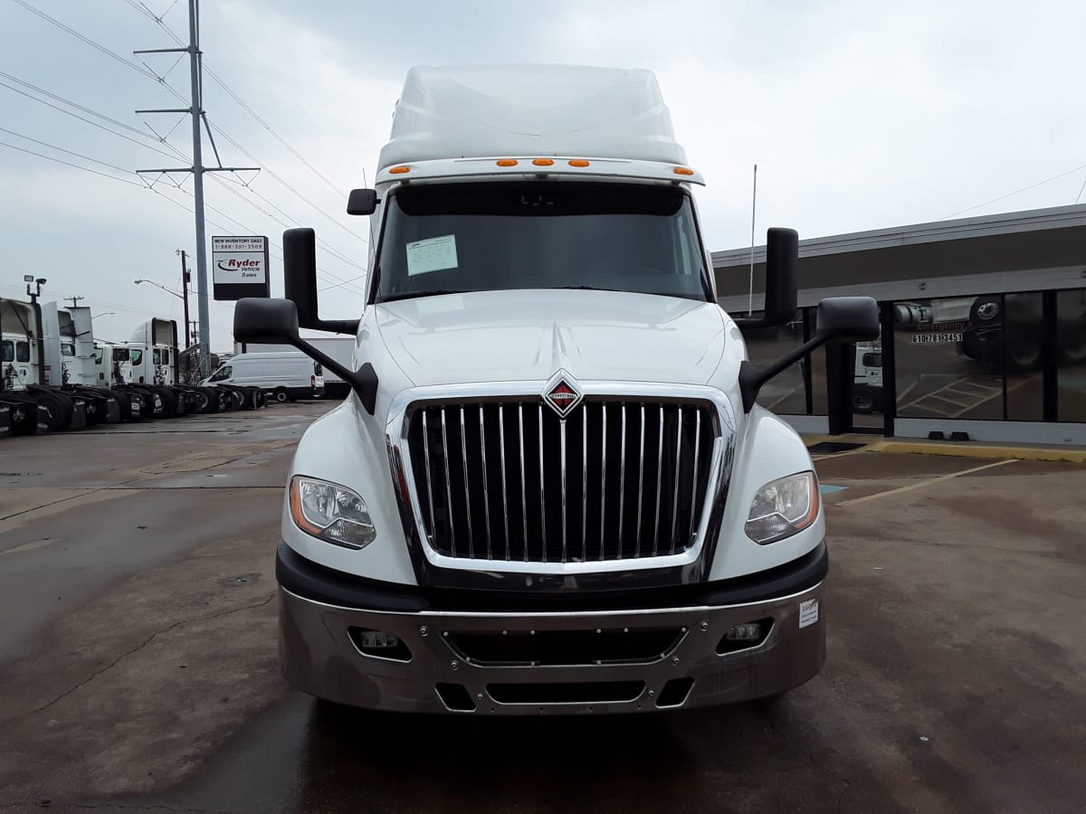 2019 Navistar International LT625 SLPR CAB 861094