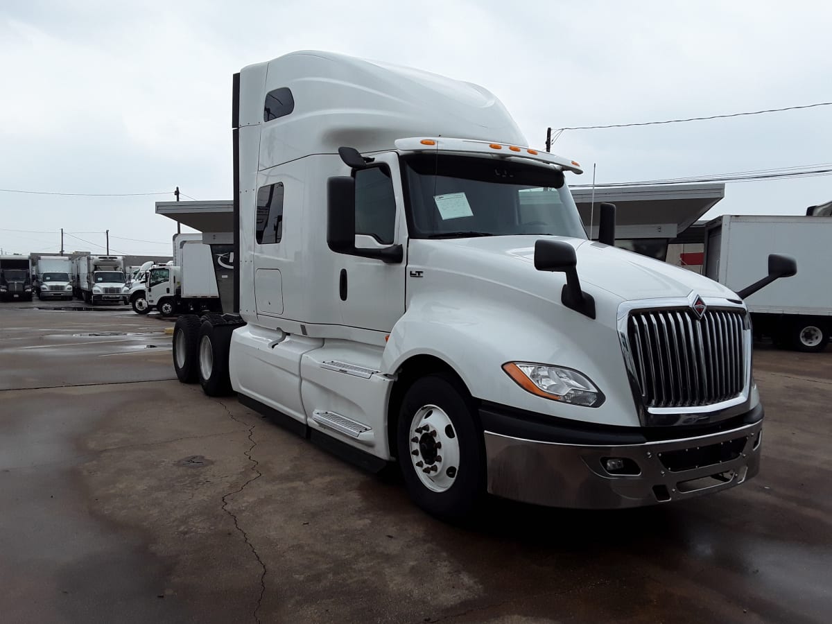 2019 Navistar International LT625 SLPR CAB 861094