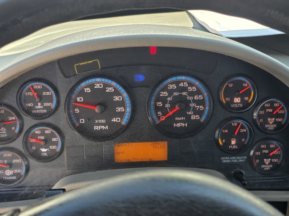 2019 Navistar International 4300 861104