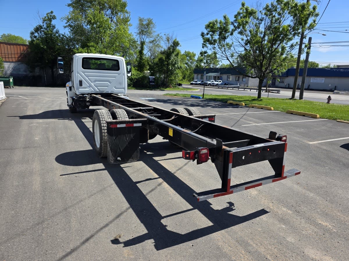 2019 Navistar International 4300 861104