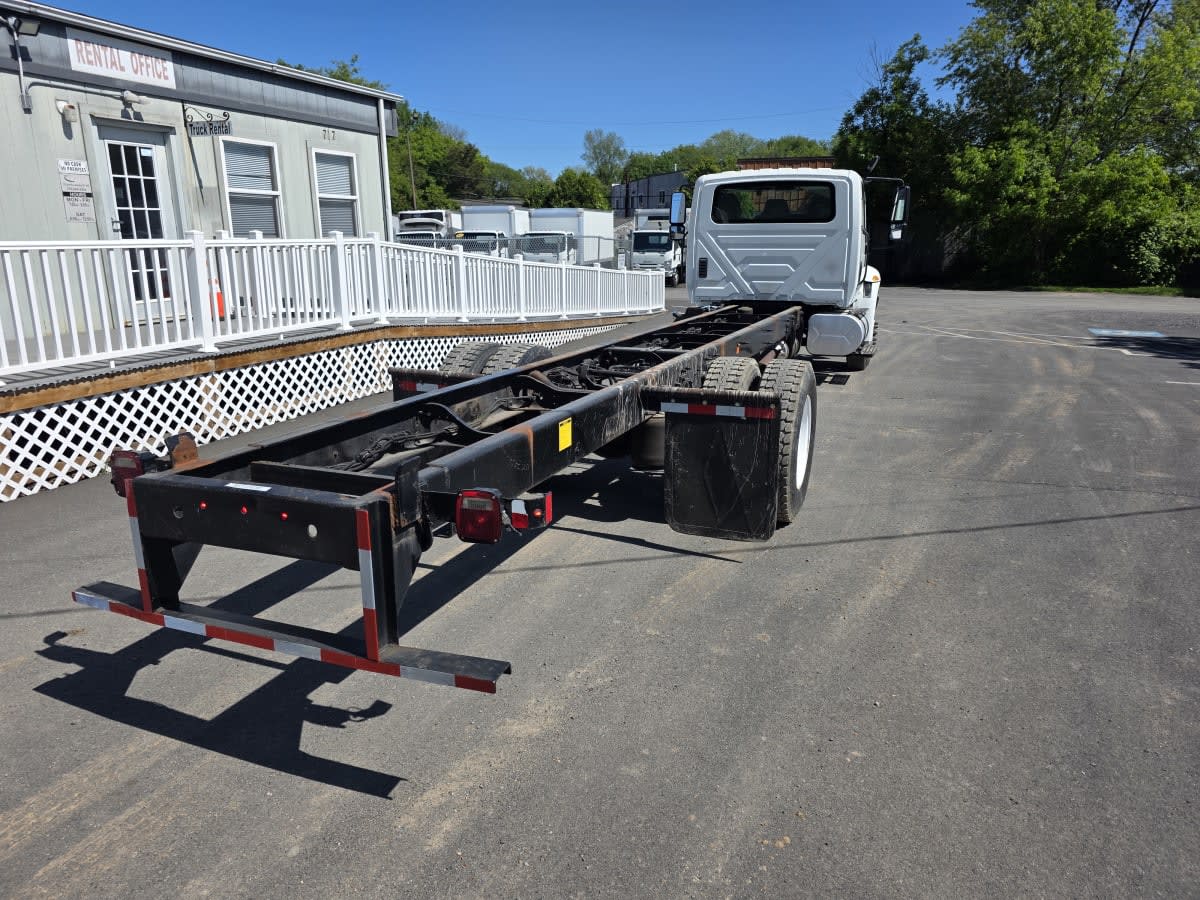 2019 Navistar International 4300 861104
