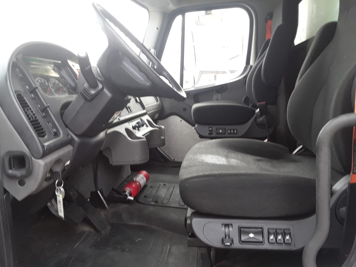 2019 Freightliner/Mercedes M2 106 861115