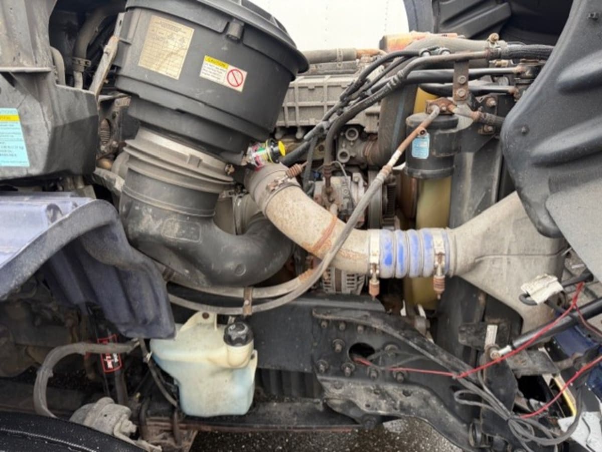 2019 Freightliner M2 112 - image 11