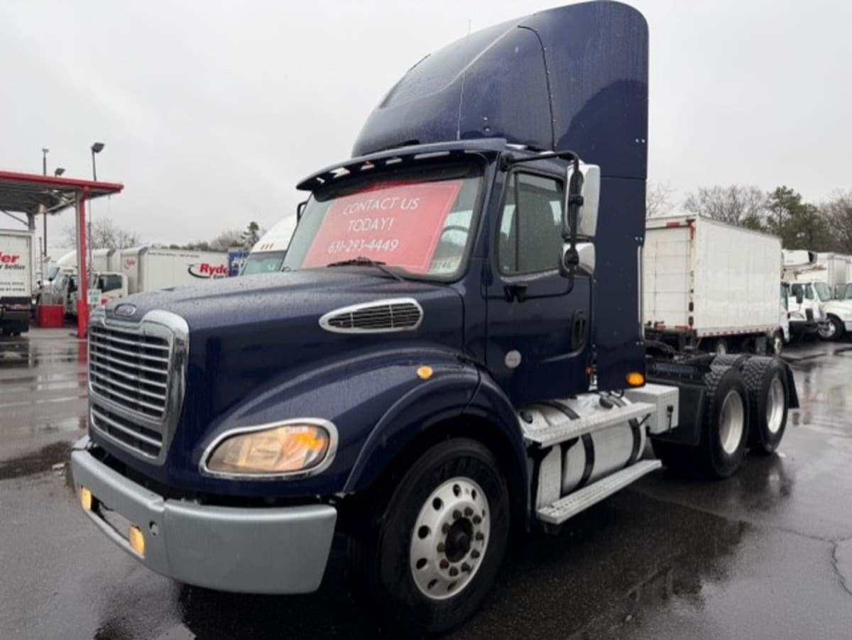 2019 Freightliner M2 112 - image 3
