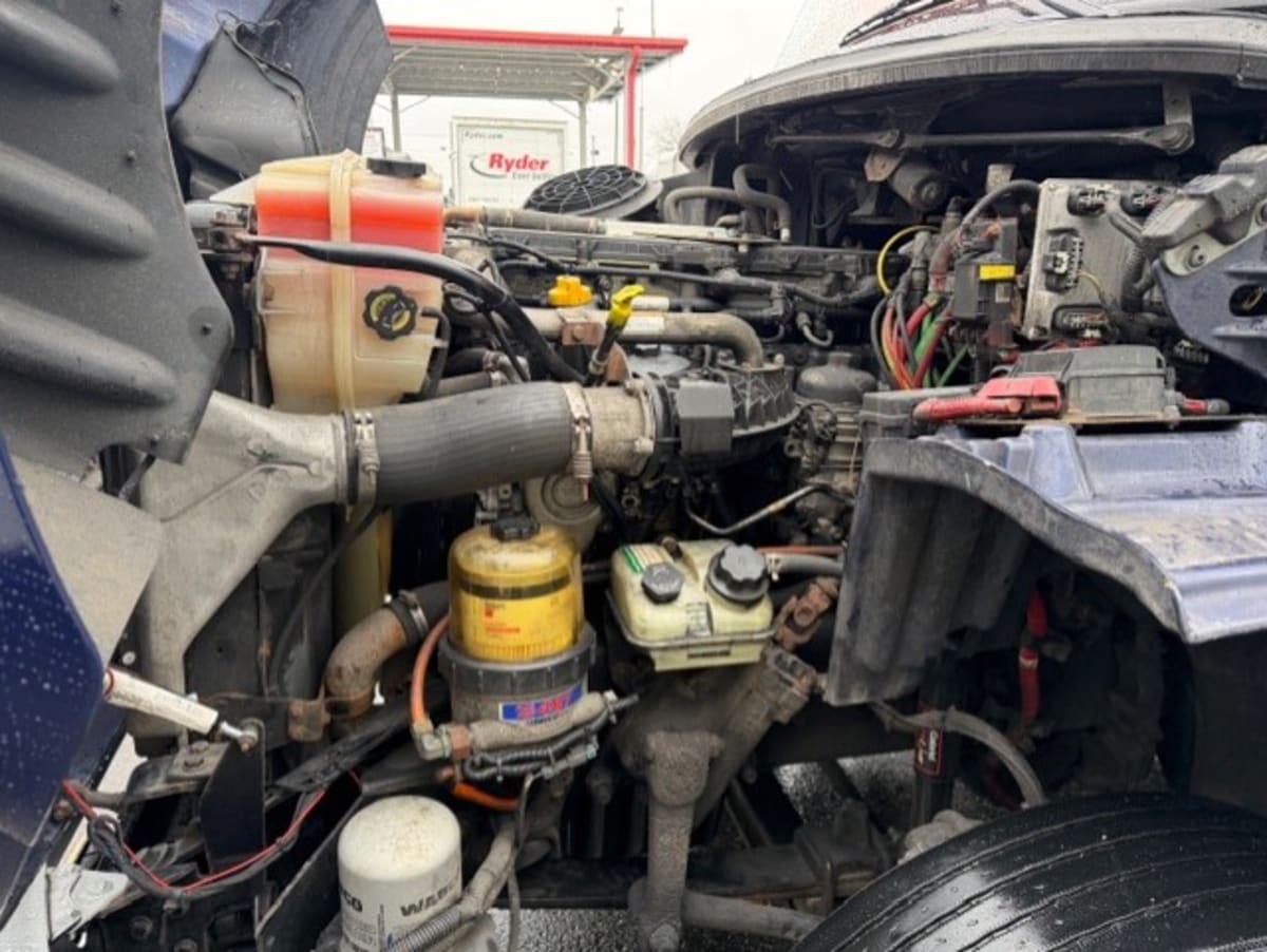 2019 Freightliner M2 112 - image 8