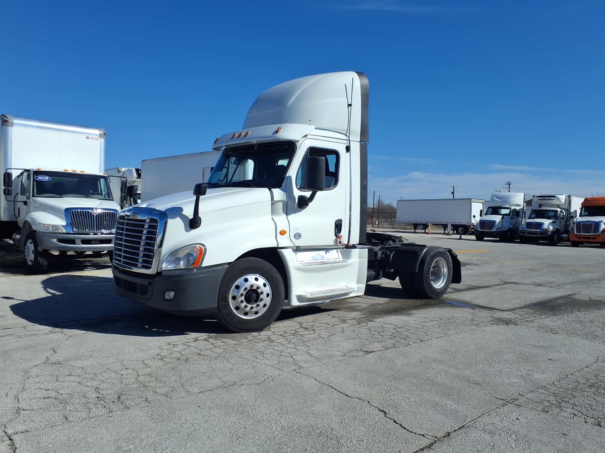 2019 Freightliner - image 1