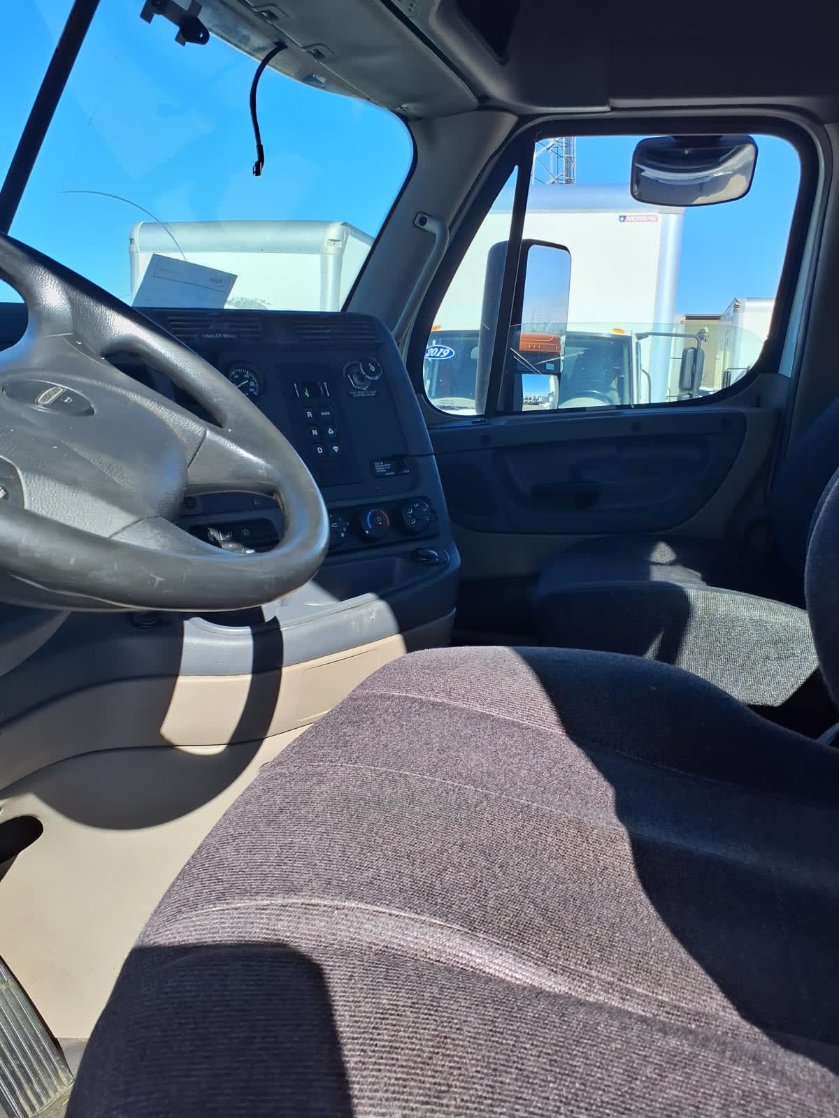 2019 Freightliner - image 7