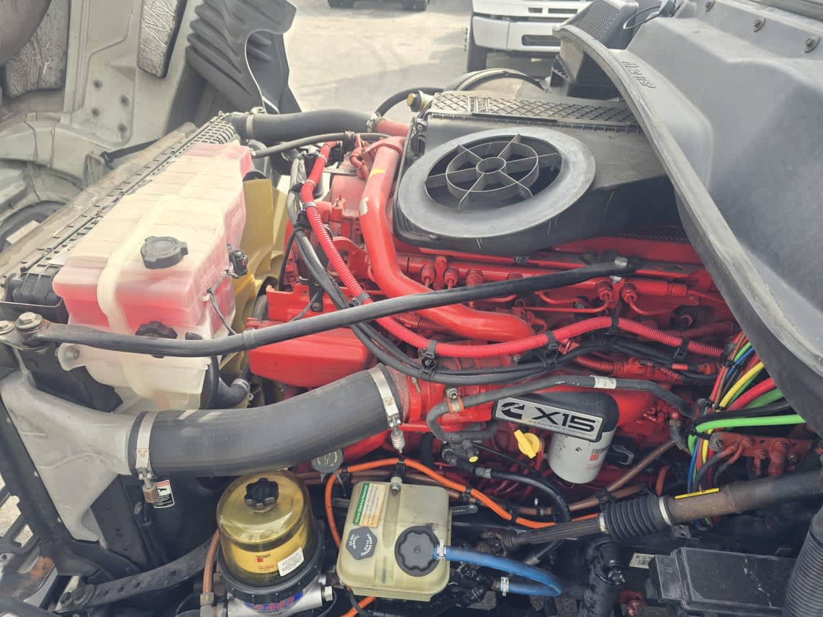 2019 Freightliner - image 8