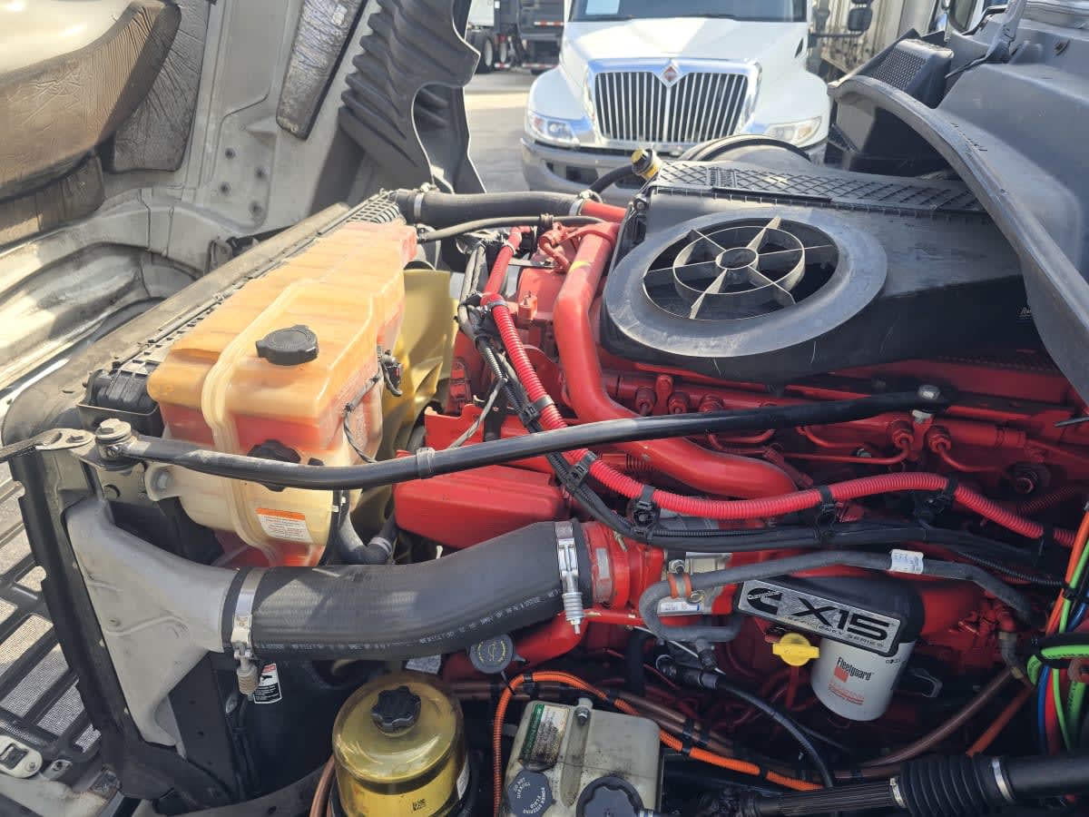 2019 Freightliner - image 8