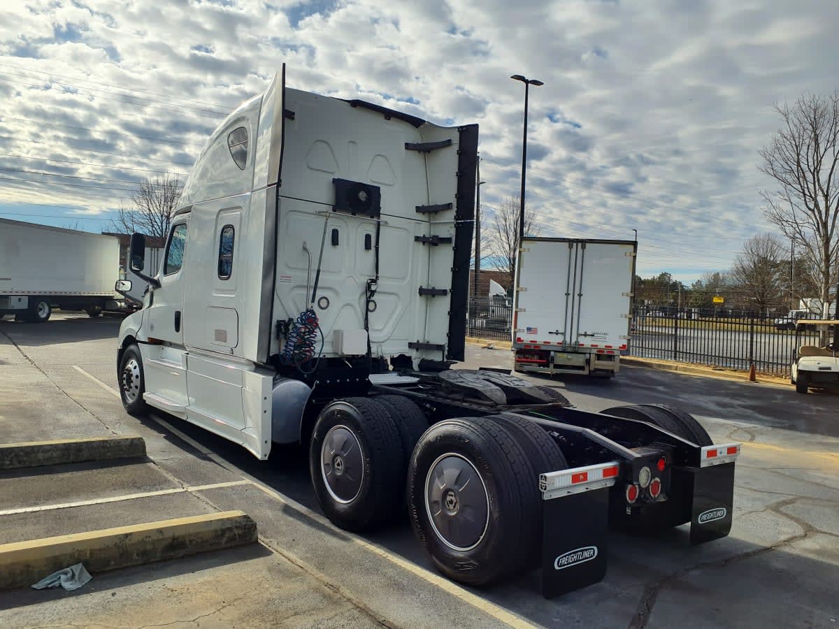 2019 Freightliner - image 6
