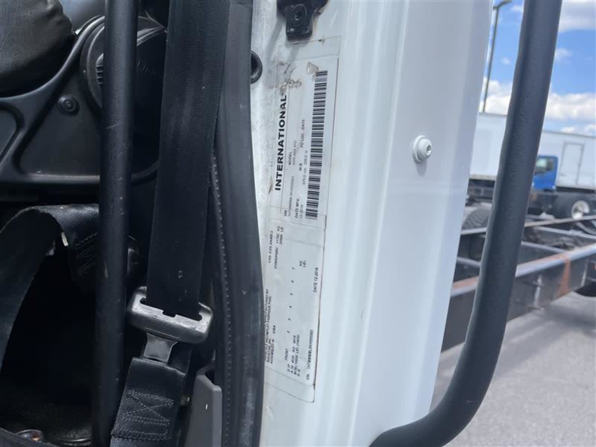 2019 Navistar International 4300 861225