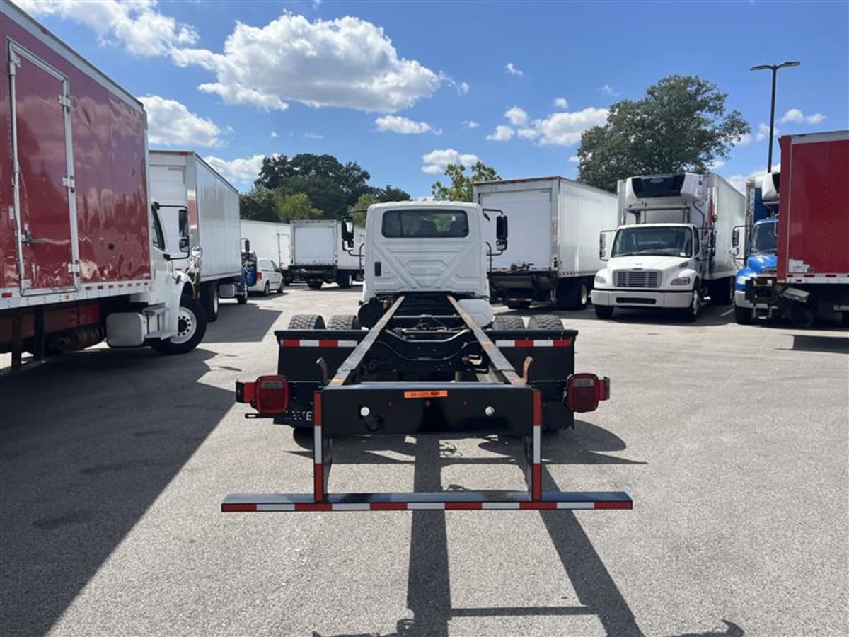 2019 Navistar International 4300 861225