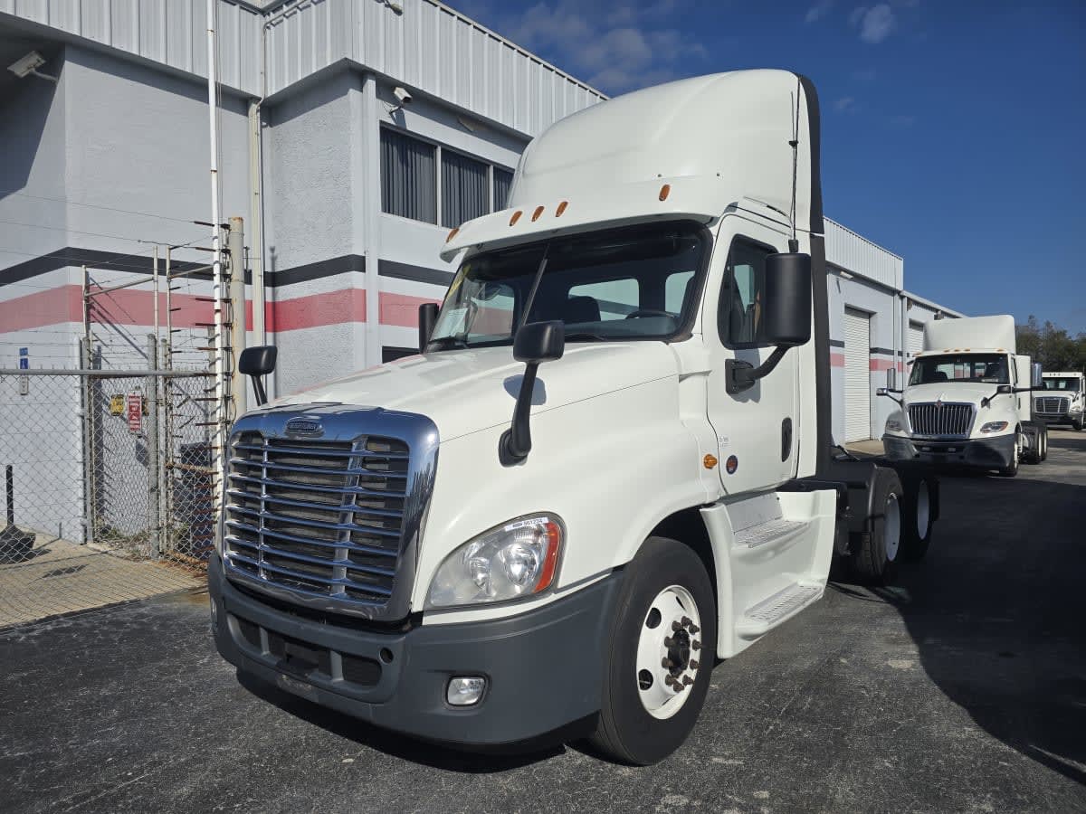 2019 Freightliner - image 3