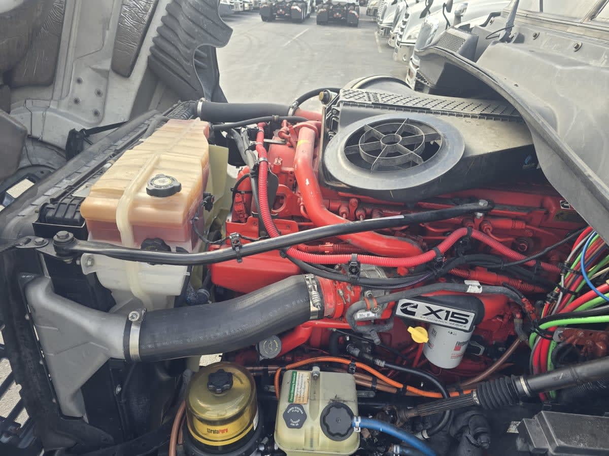 2019 Freightliner - image 8