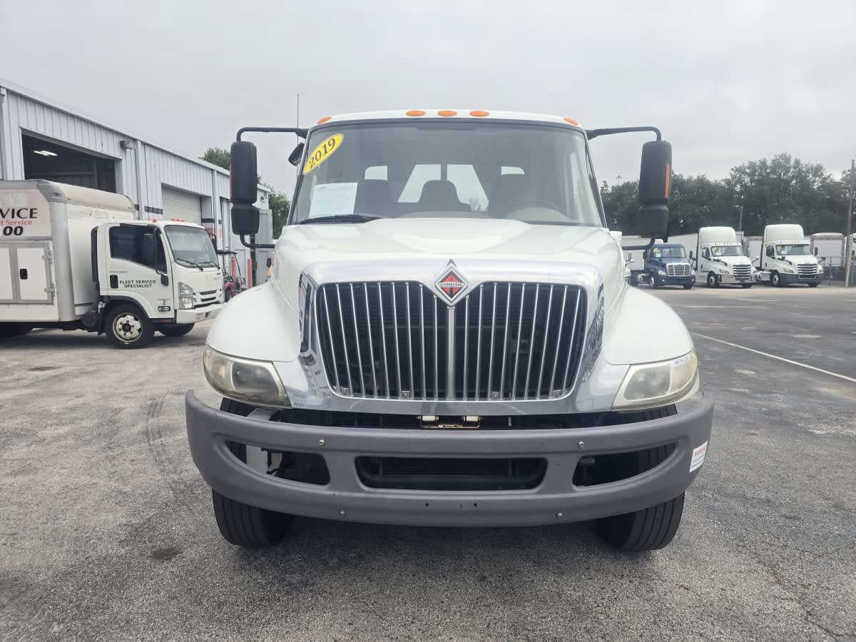 2019 International 4300 in Tampa, FL — photo 2