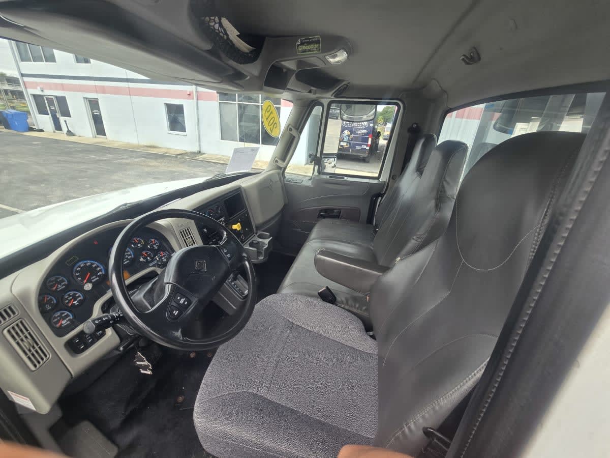 2019 International 4300 in Tampa, FL — photo 7