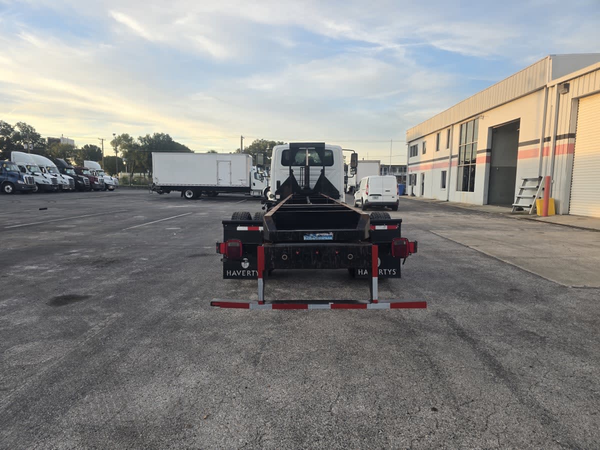 2019 International 4300 in Tampa, FL — photo 5