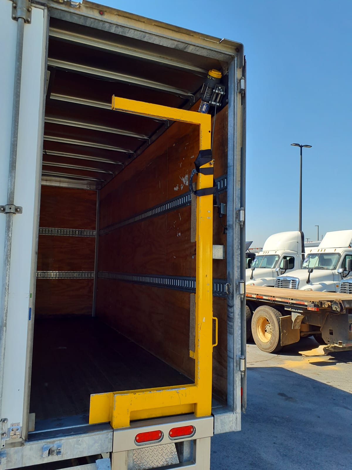 2019 Navistar International 4300 LP 861244