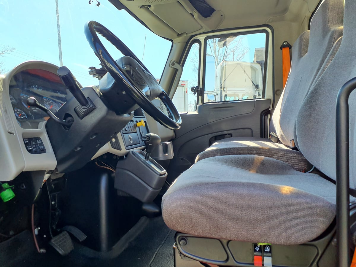 2019 Navistar International 4300 861246