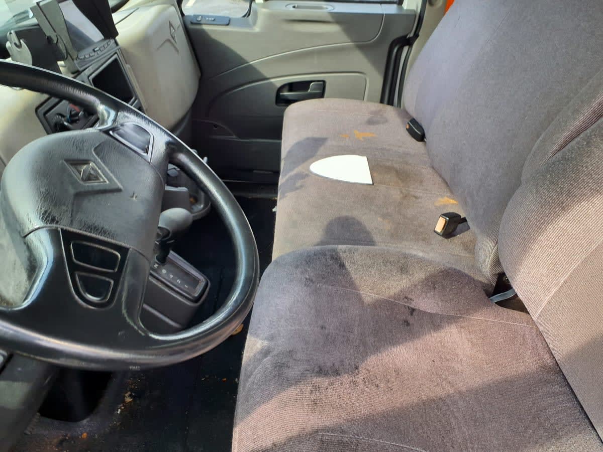 2019 Navistar International 4300 861247