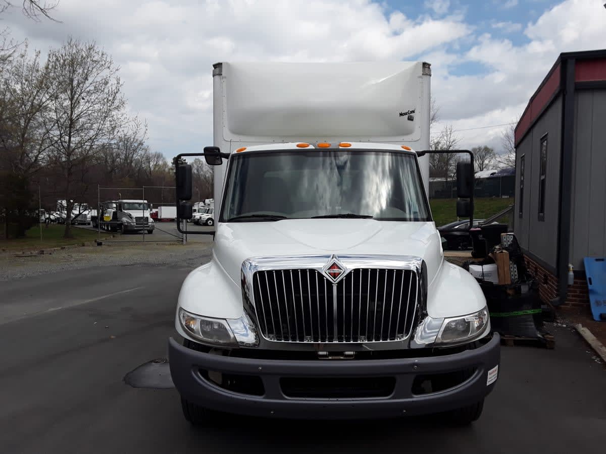 2019 Navistar International 4300 LP 861250