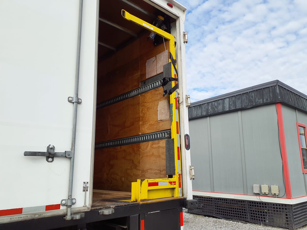 2019 Navistar International 4300 861266