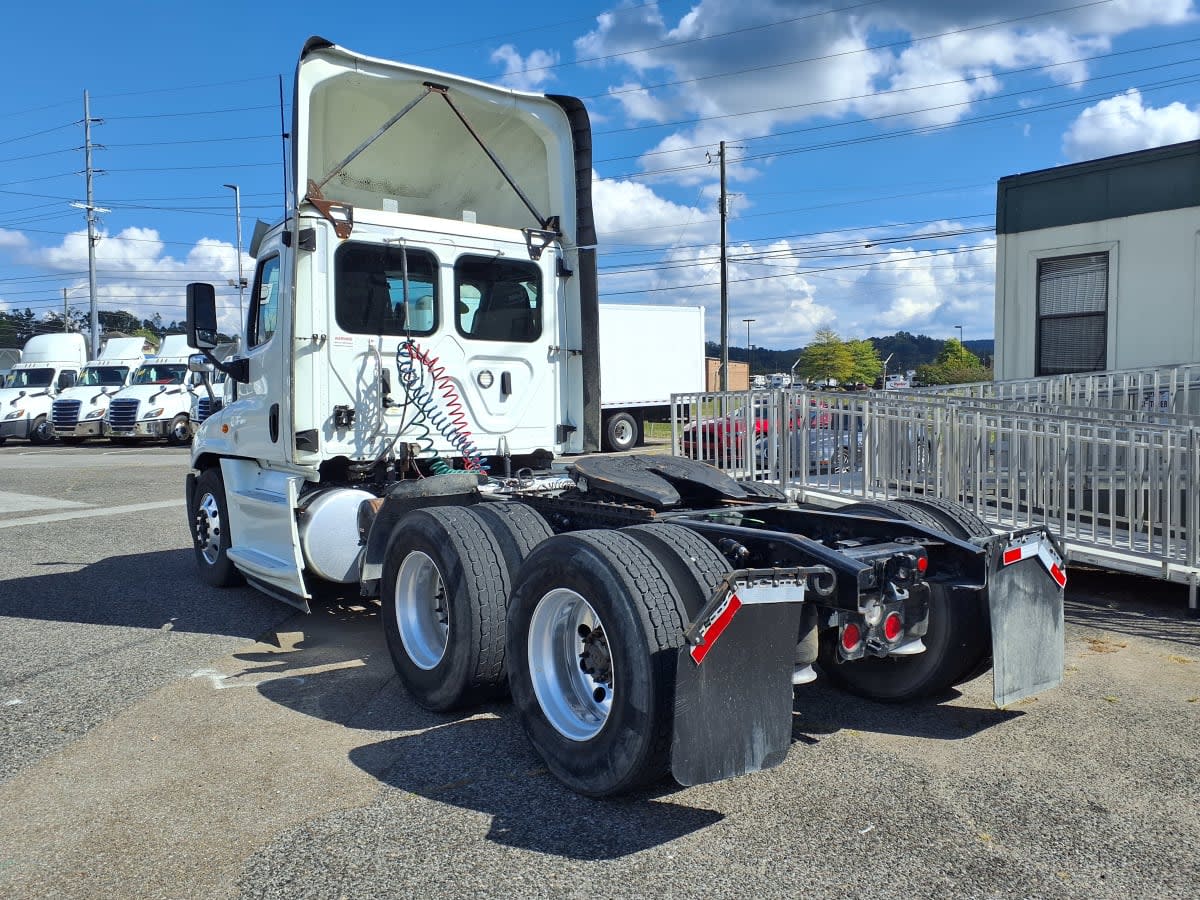 2019 Freightliner/Mercedes CASCADIA 125 861268