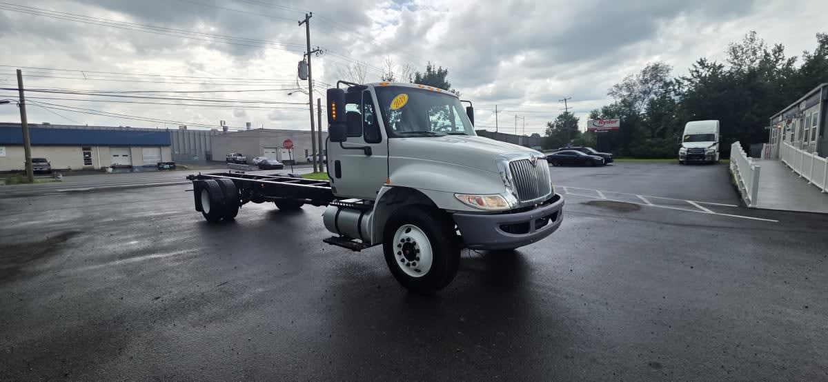 2019 Navistar International 4300 861269