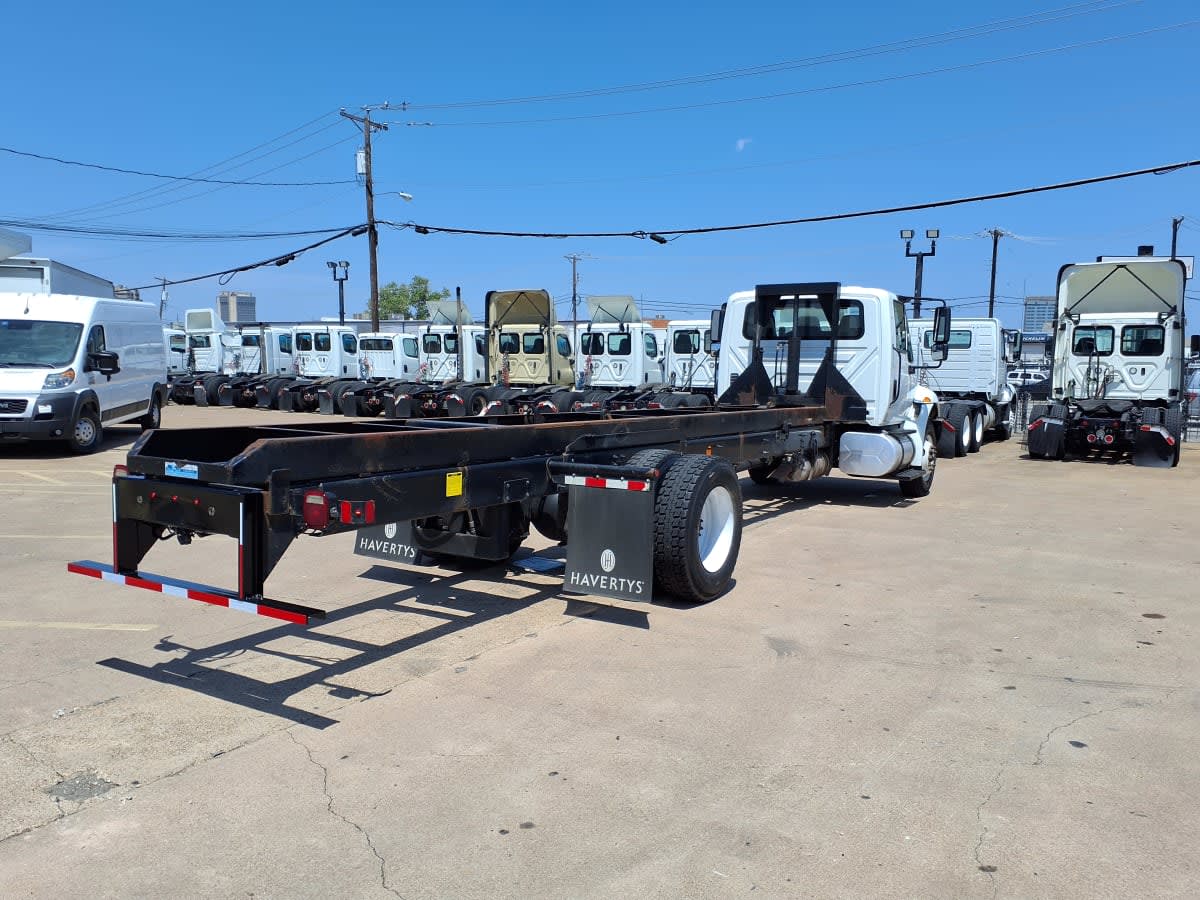 2019 International 4300 in Dallas, TX — photo 4