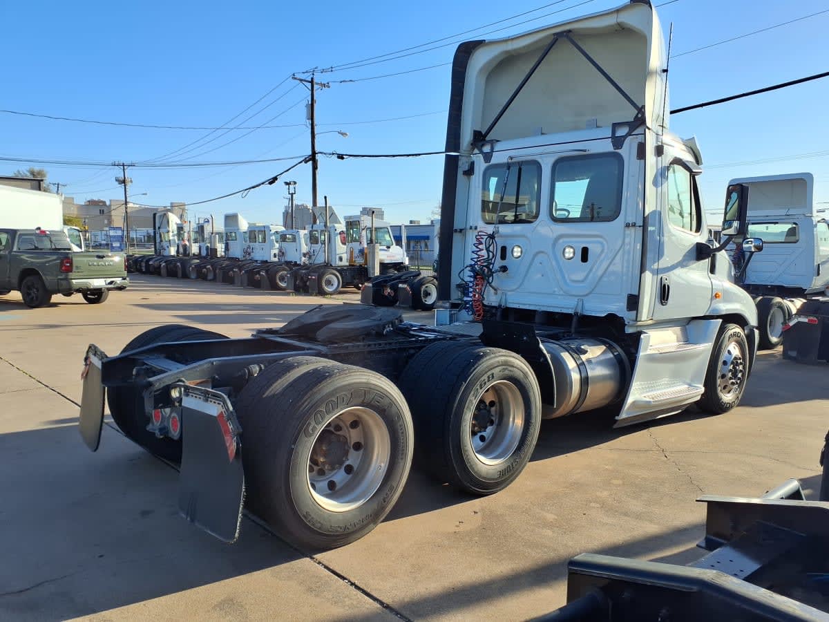 2019 Freightliner/Mercedes CASCADIA 125 861296
