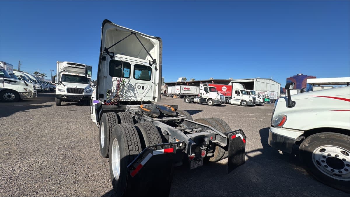 2019 Freightliner/Mercedes CASCADIA 125 861310