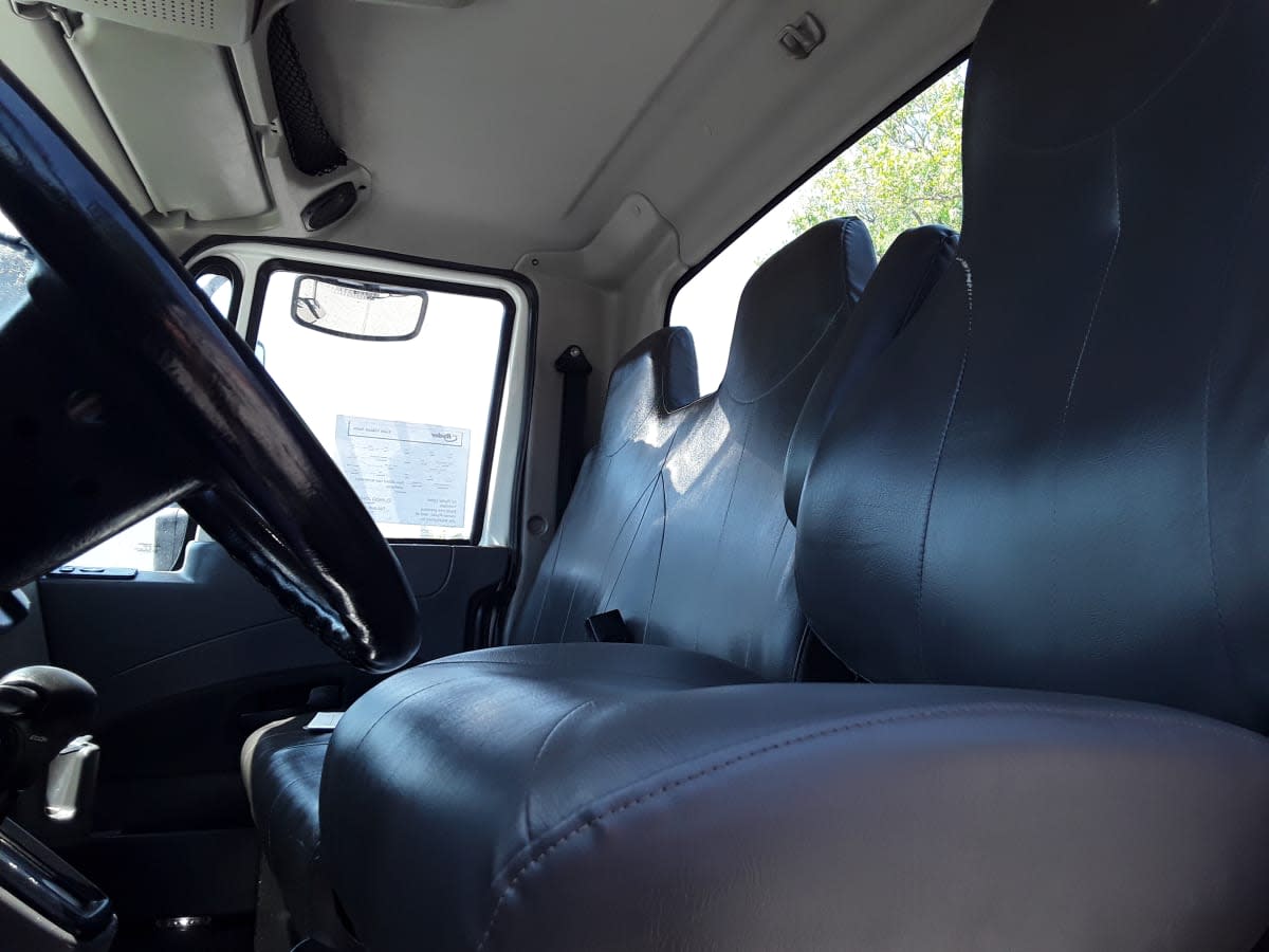 2019 Navistar International 4300 861317